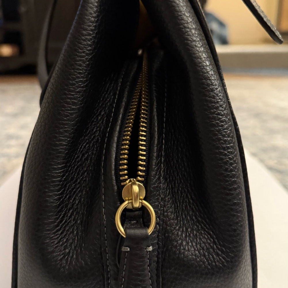 Coach Bella Black Leather Shoulder Bag - Picture 4 of 8